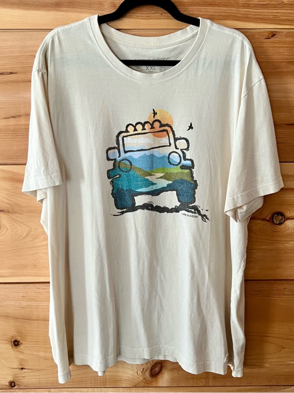 Life Is Good Men’s Ivory Short Sleeve Tee Fun Outdoorsy Casual 100% Cotton